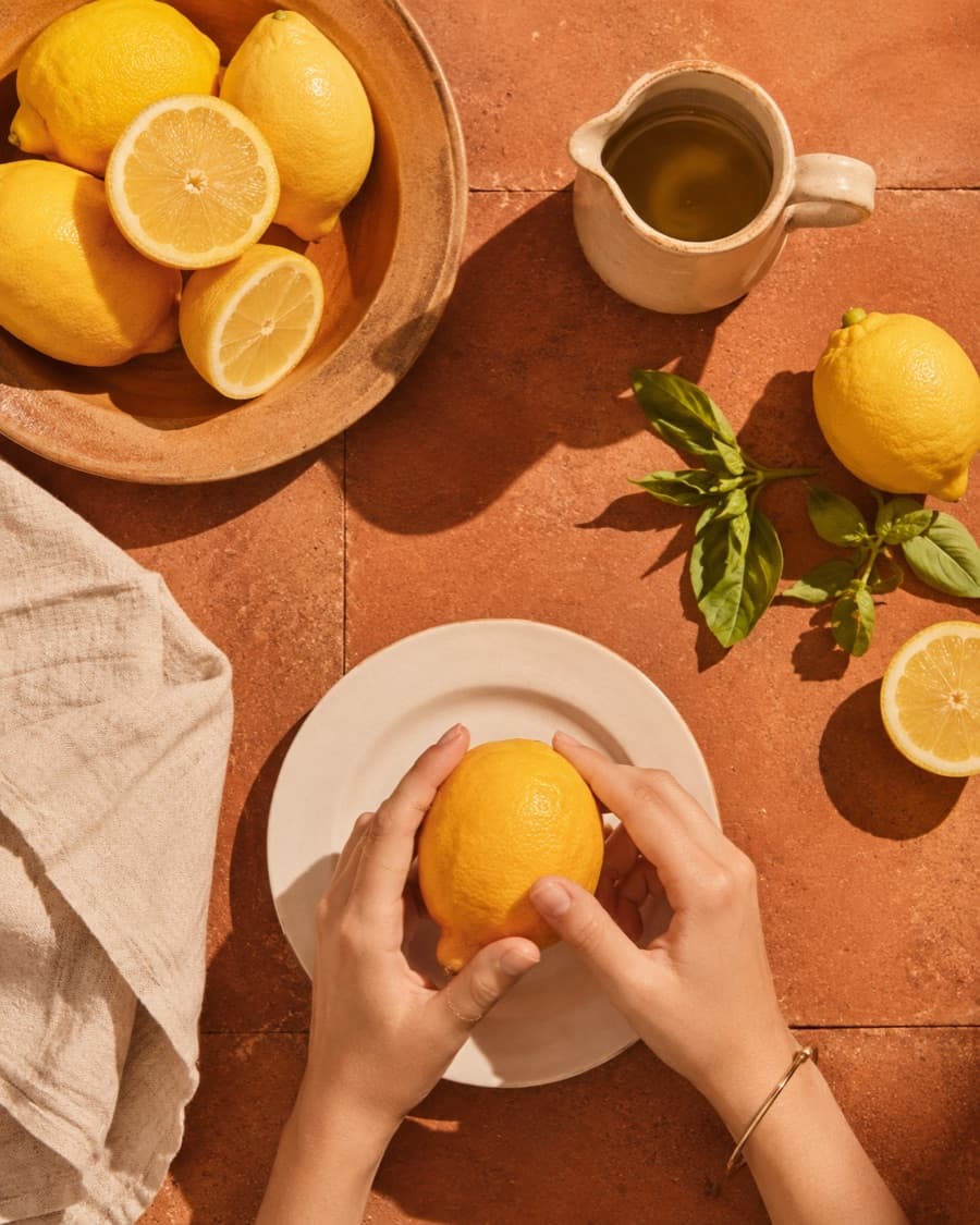 Lemon table